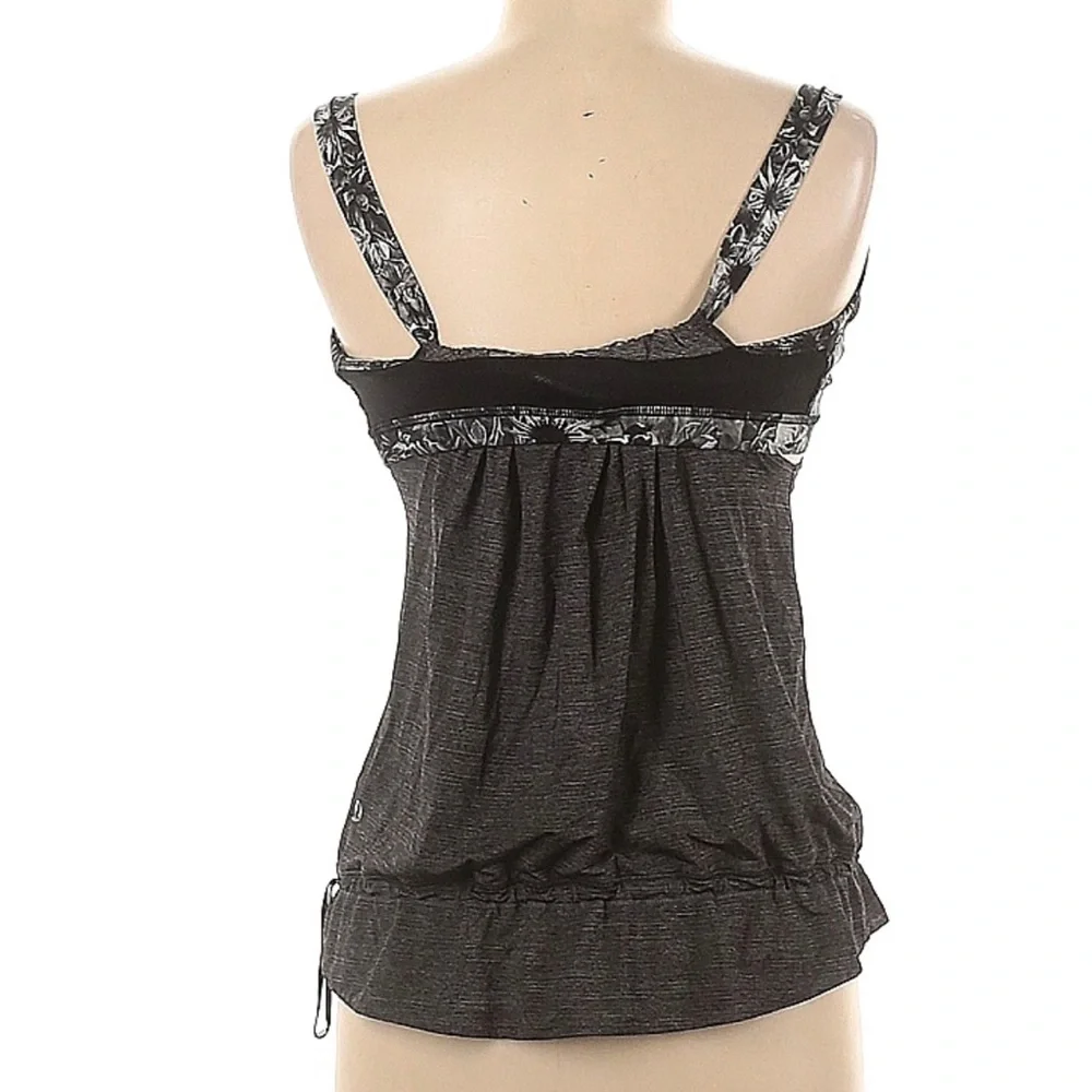 Lululemon Athletica size 10 active tank